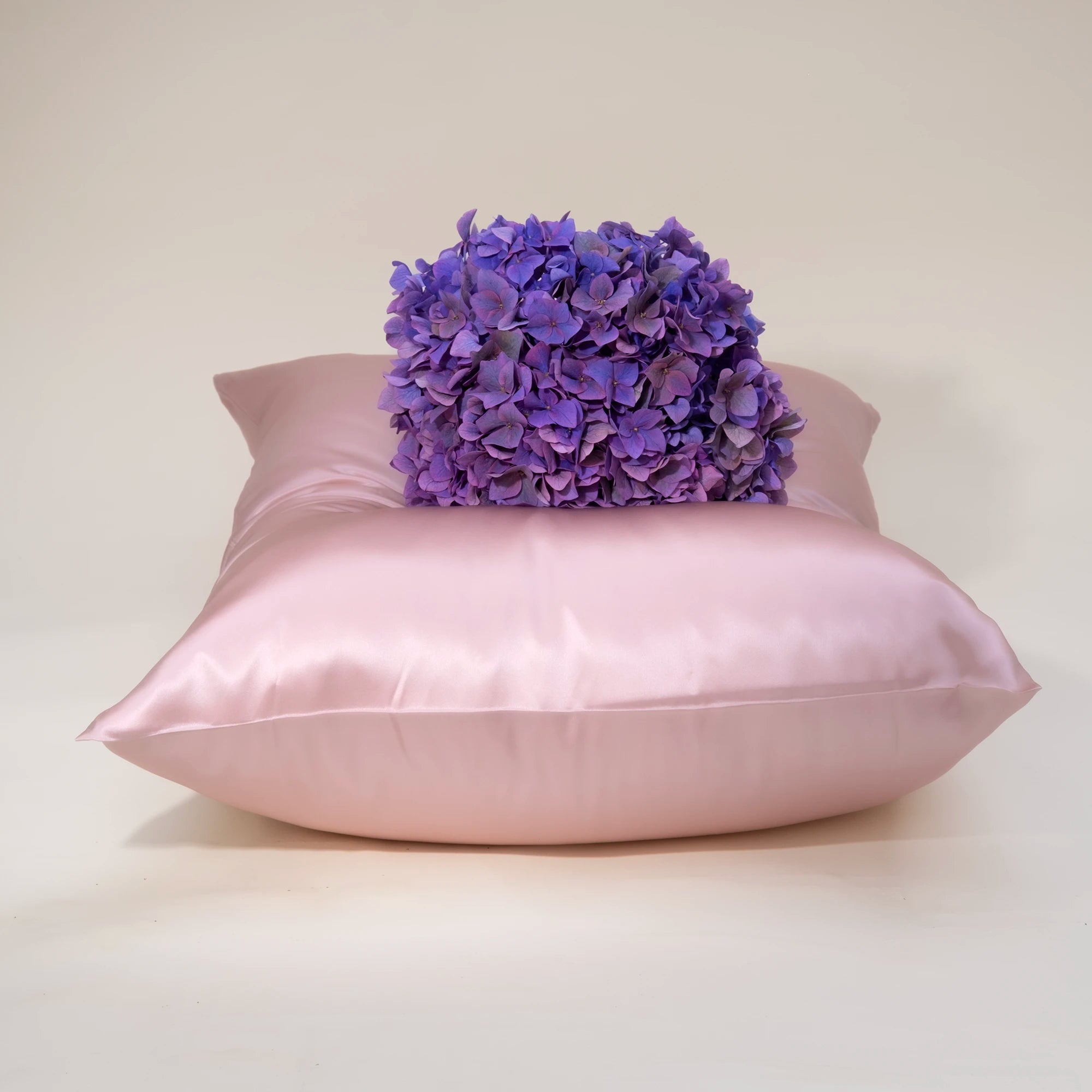 Față de Pernă din Mătase