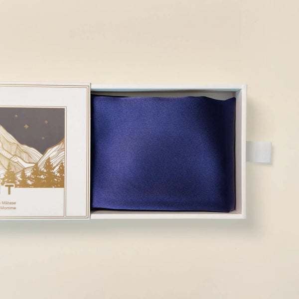 Față de Pernă din Mătase