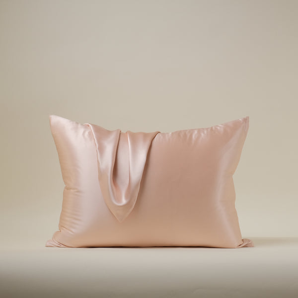 Față de Pernă din Mătase