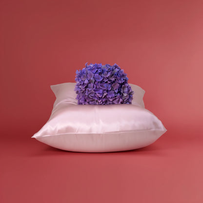 Față de Pernă din Mătase